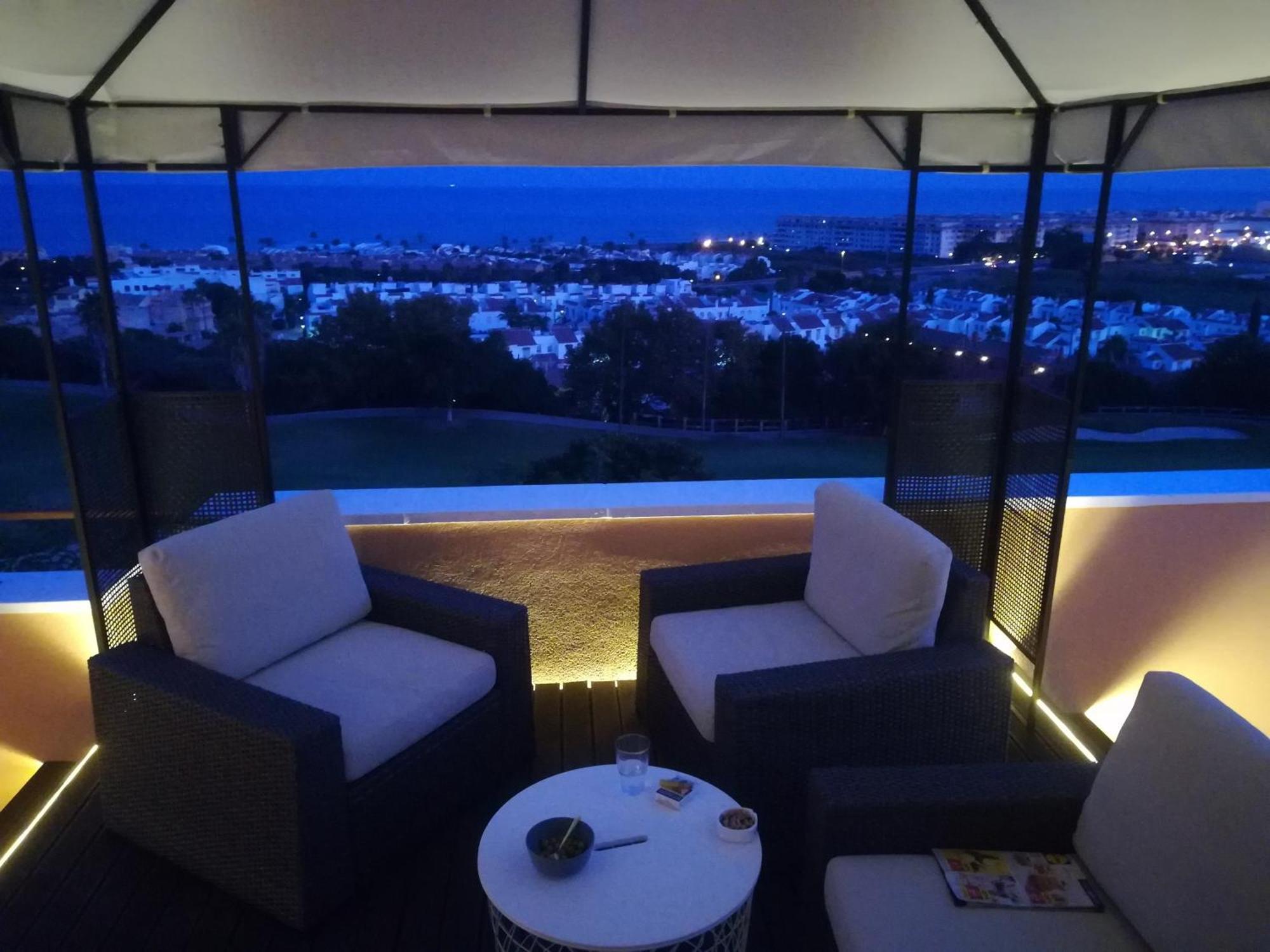 Penthouse Appartement Casares Buitenkant foto